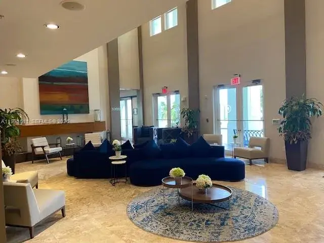 5300 NW 87th Ave # 316, Doral FL 33178