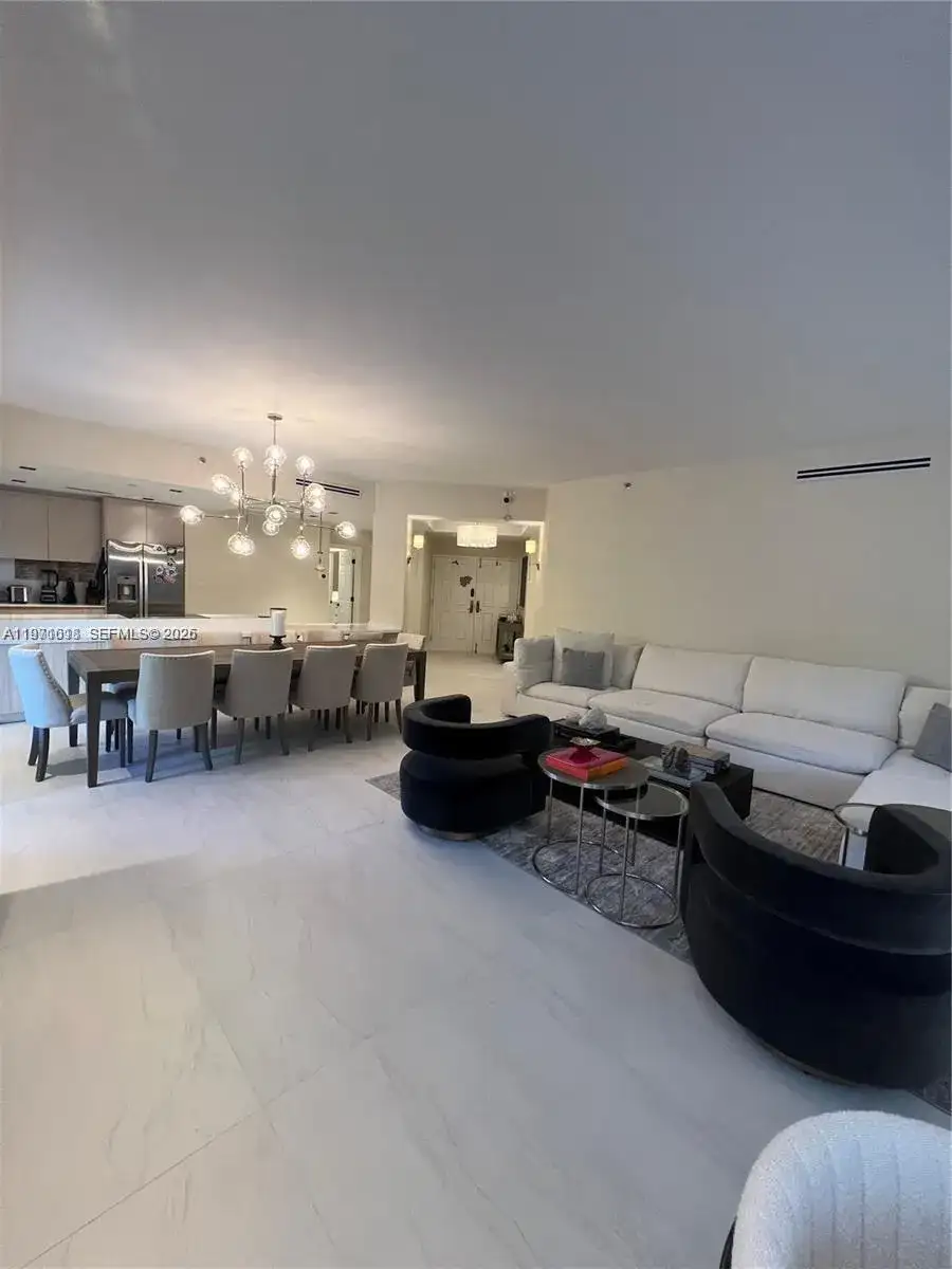 3900 Island Blvd # B308, Aventura FL 33160 photo 5