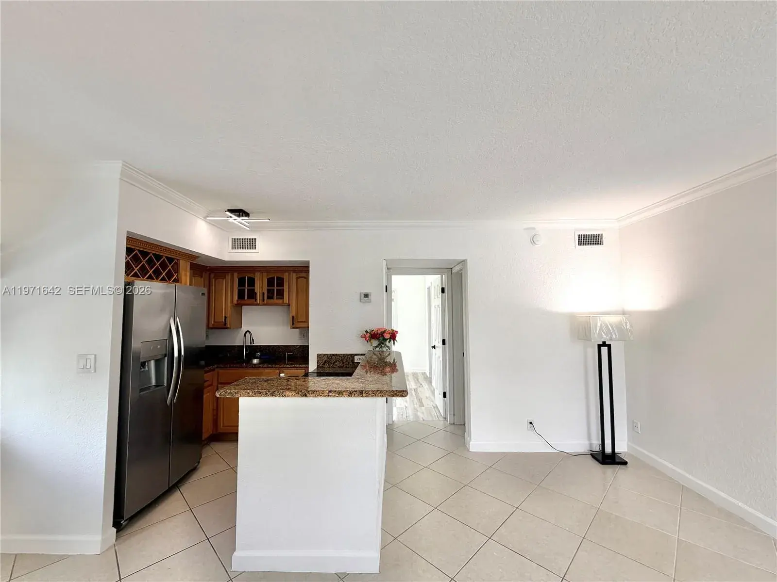924 SE 2nd St # 9, Fort Lauderdale FL 33301