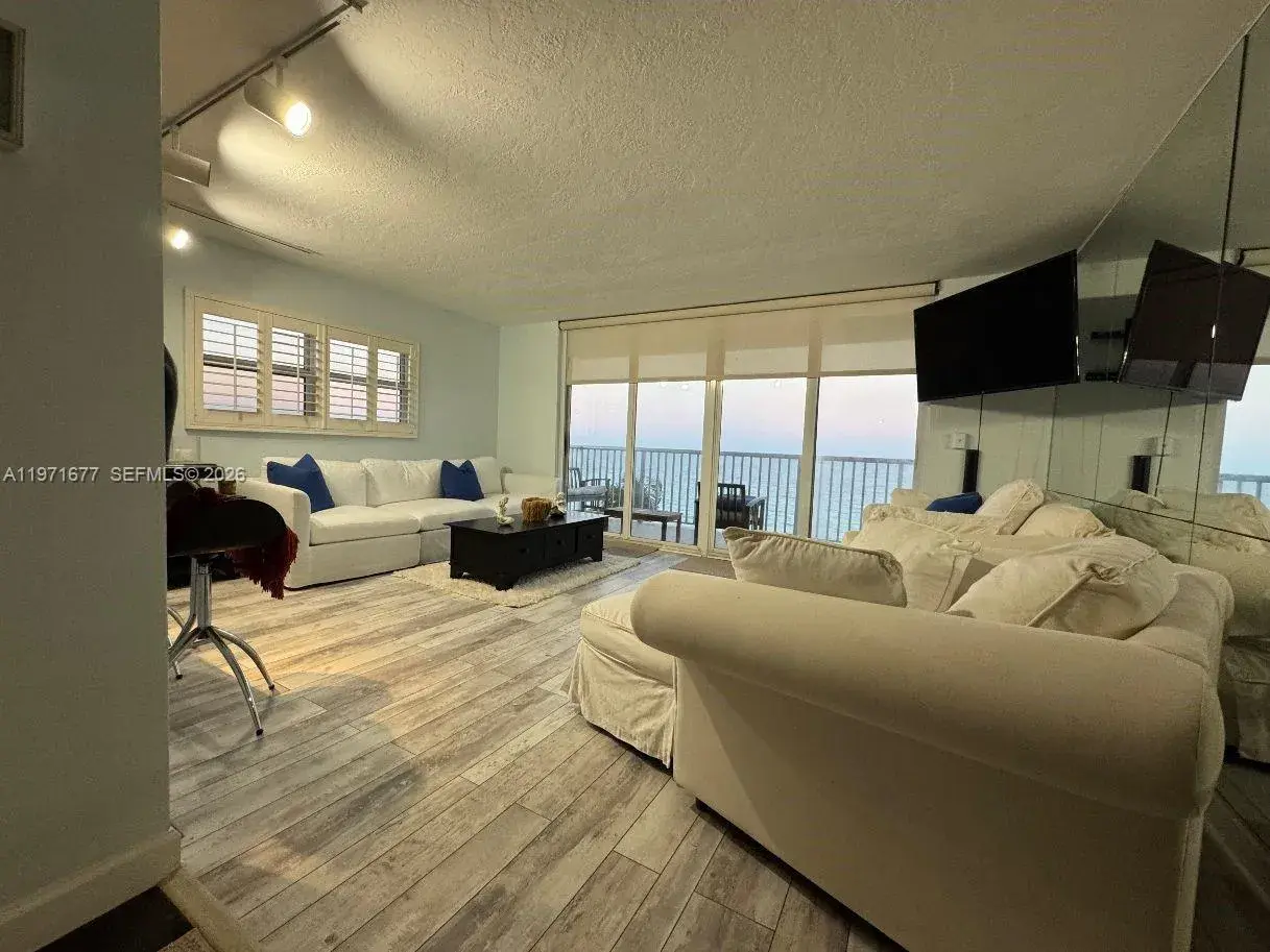 400 N Surf Rd # 701, Hollywood FL 33019
