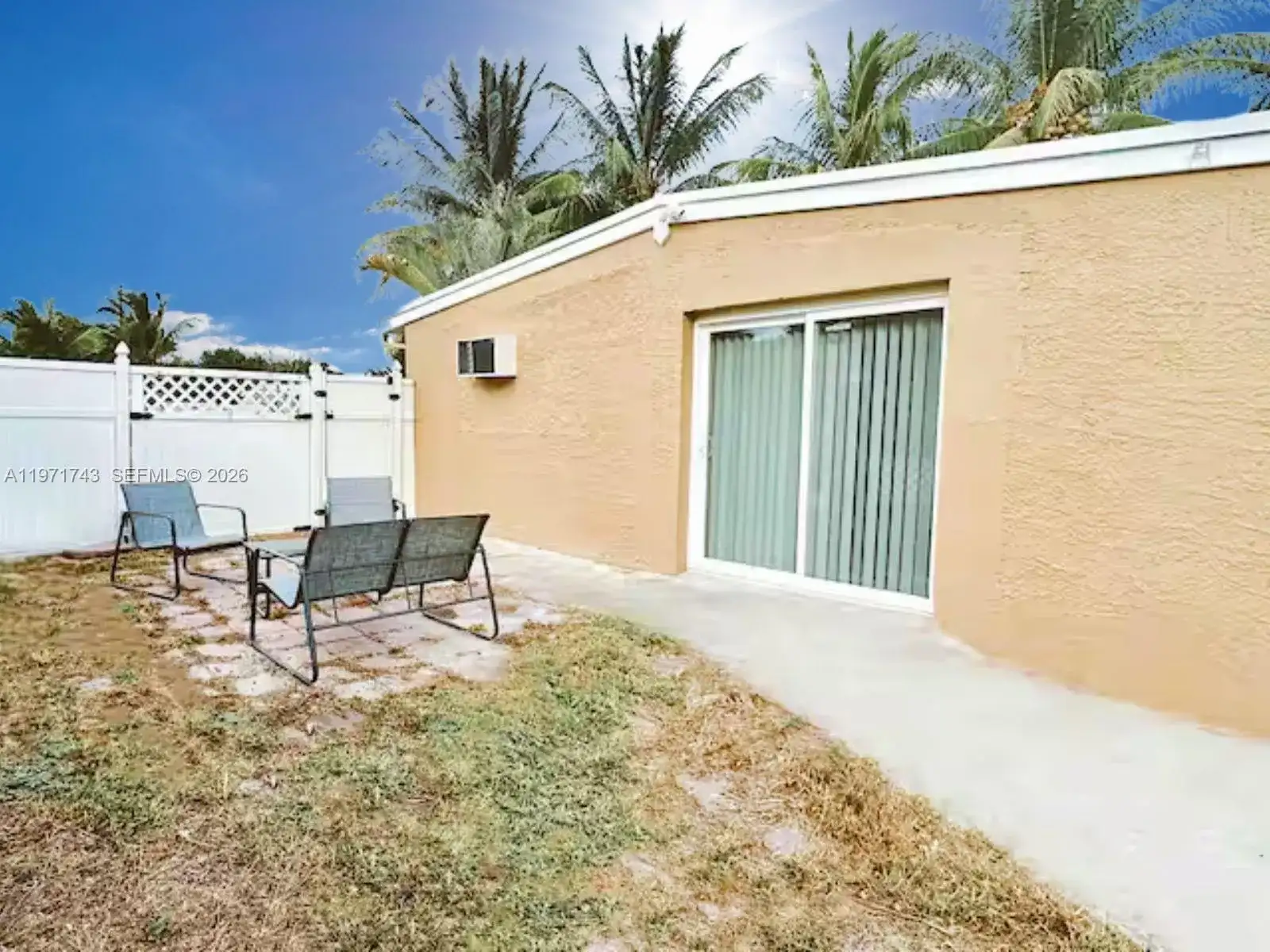 308 NE 8th Ct # 0, Pompano Beach FL 33060 photo 2