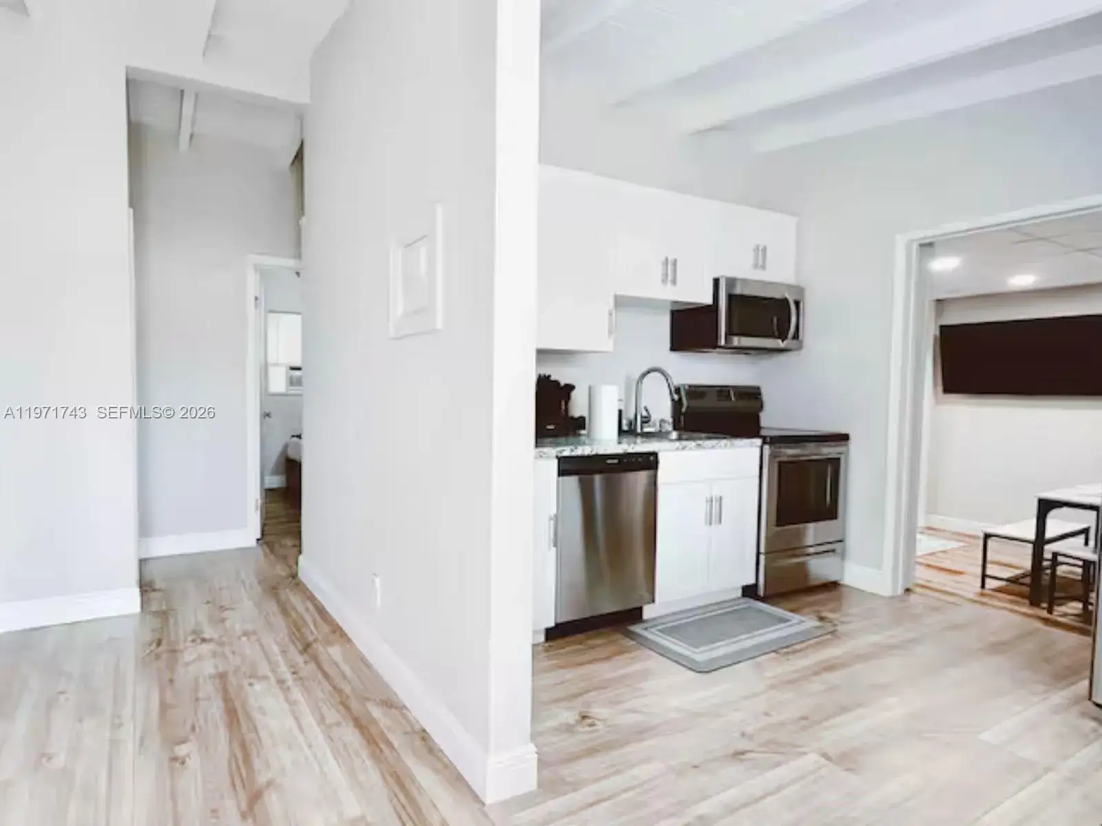 308 NE 8th Ct # 0, Pompano Beach FL 33060 photo 3
