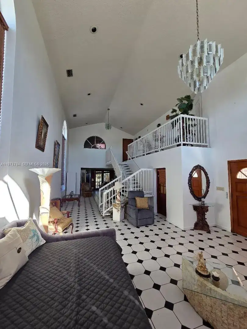 1341 E 8th Ave, Hialeah FL 33010 photo 3