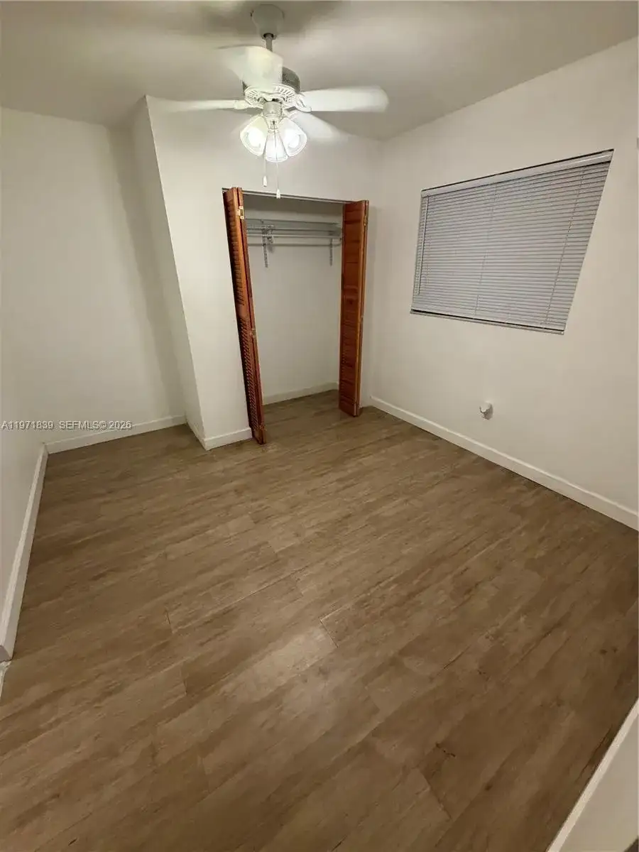 12040 SW 119th Pl, Miami FL 33186 photo 4