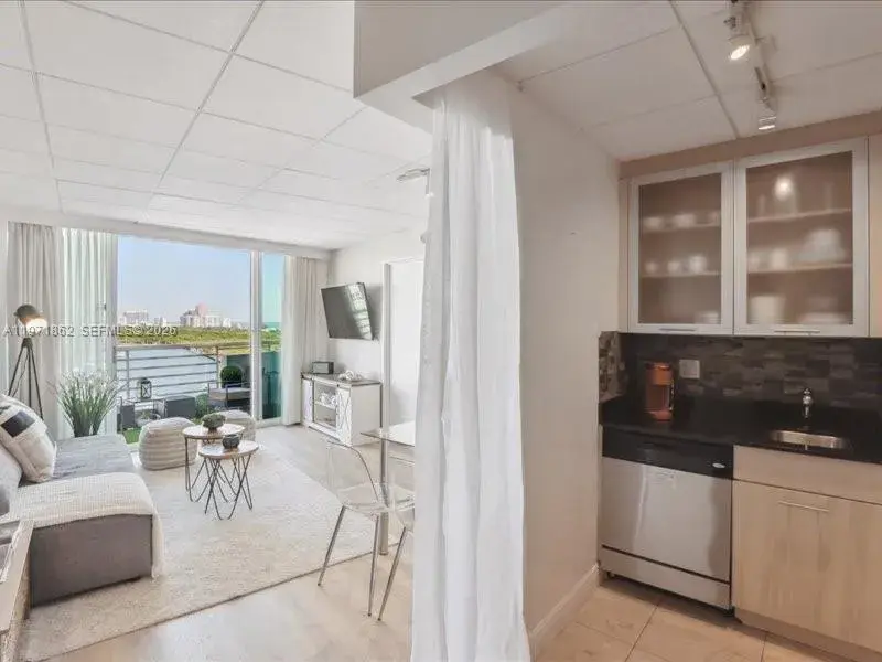 2670 E Sunrise Blvd # 1428, Fort Lauderdale FL 33304