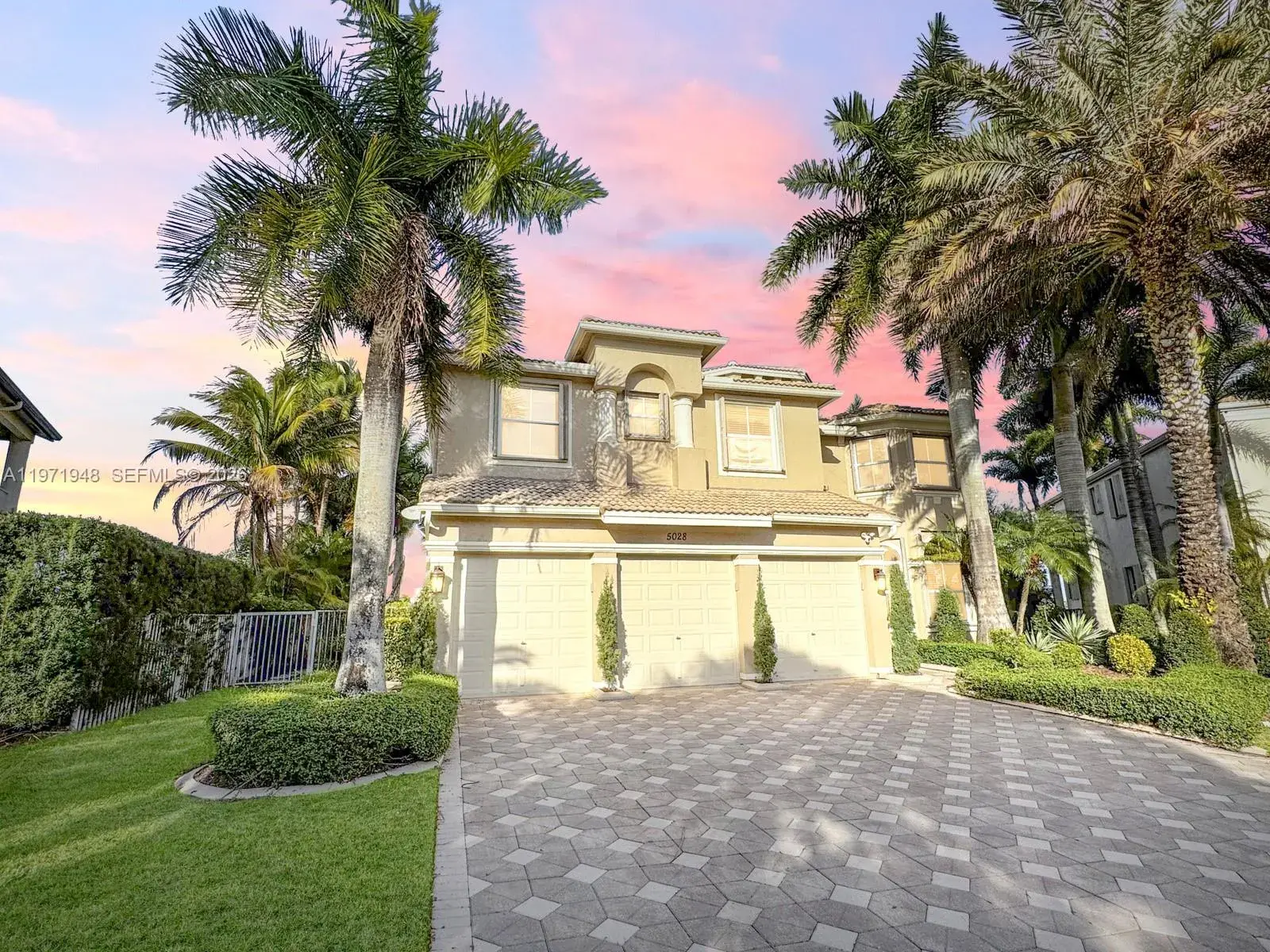 5028 SW 170th Ave, Miramar FL 33027