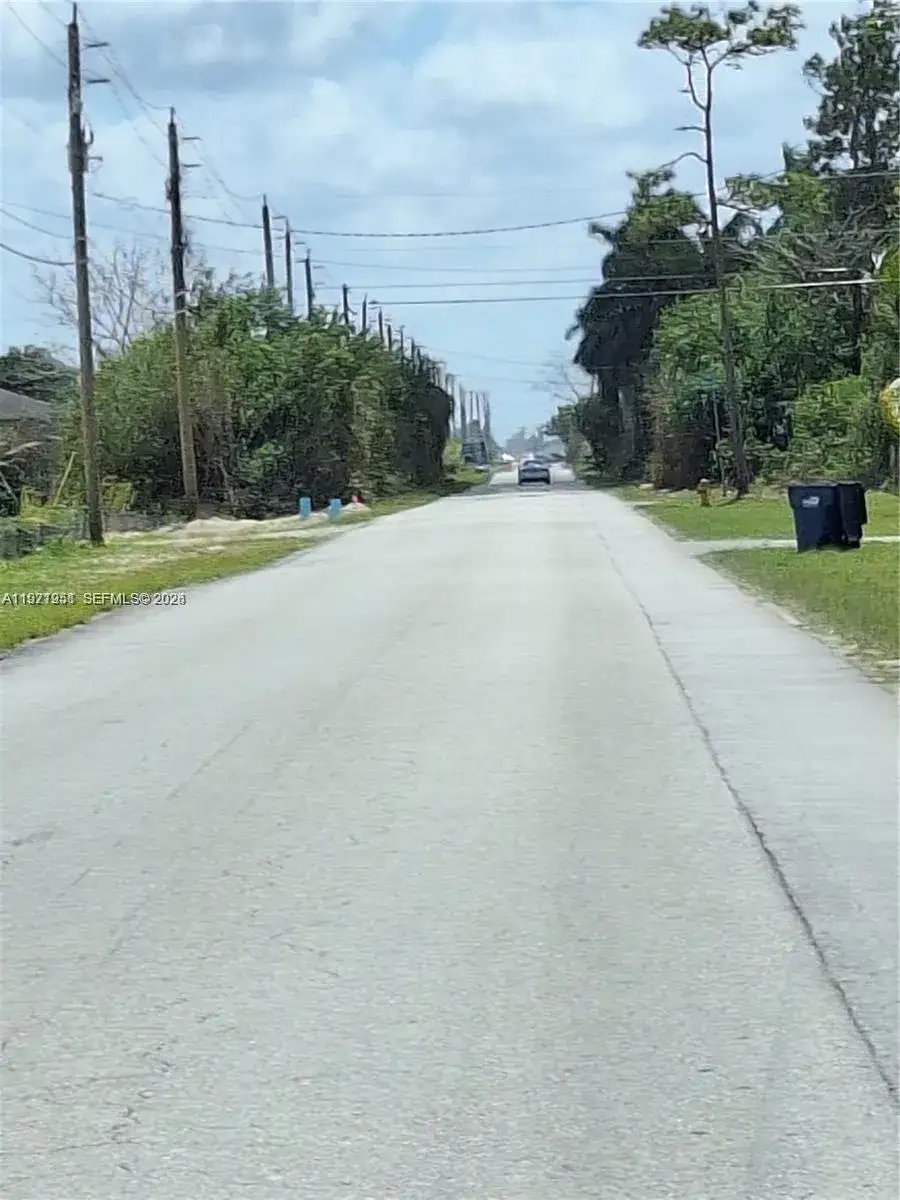 19310 SW 134TH ST, Homestead FL 33034 photo 3
