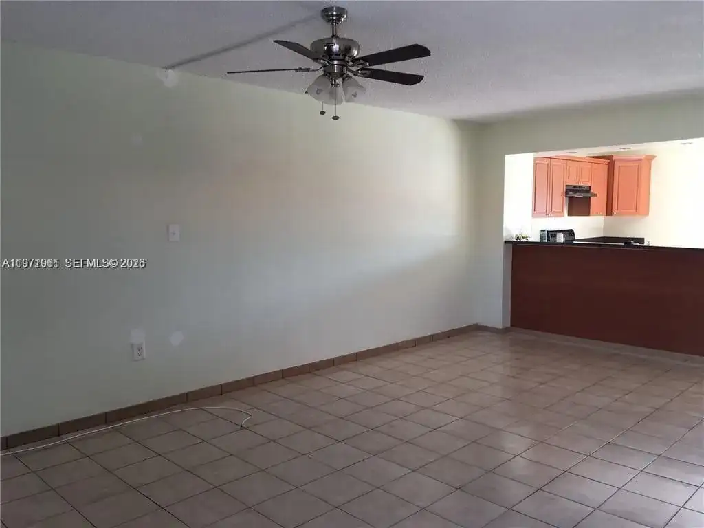 2162 W 60th St # 14208, Hialeah FL 33016 photo 4