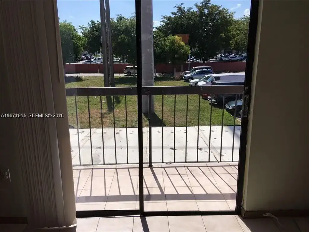 2162 W 60th St # 14208, Hialeah FL 33016 photo 5