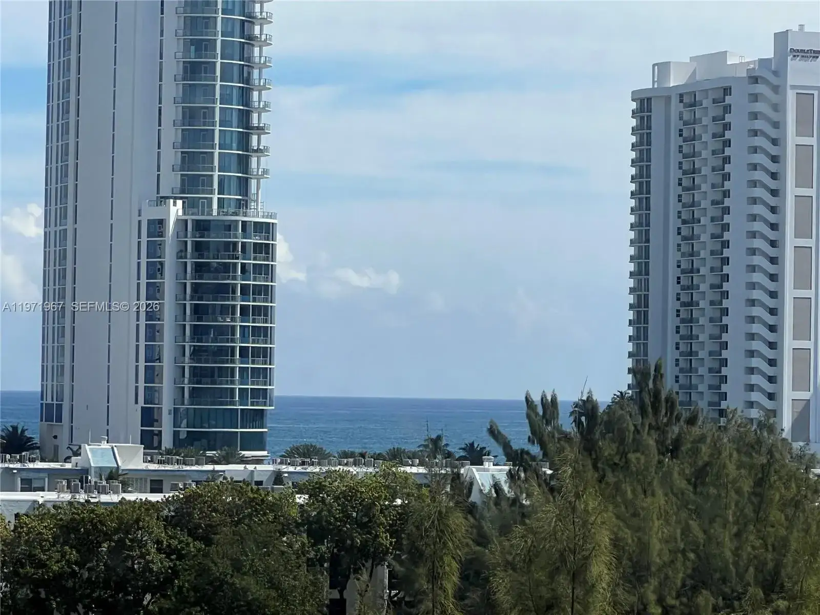 17600 N Bay Rd # N902, Sunny Isles Beach FL 33160