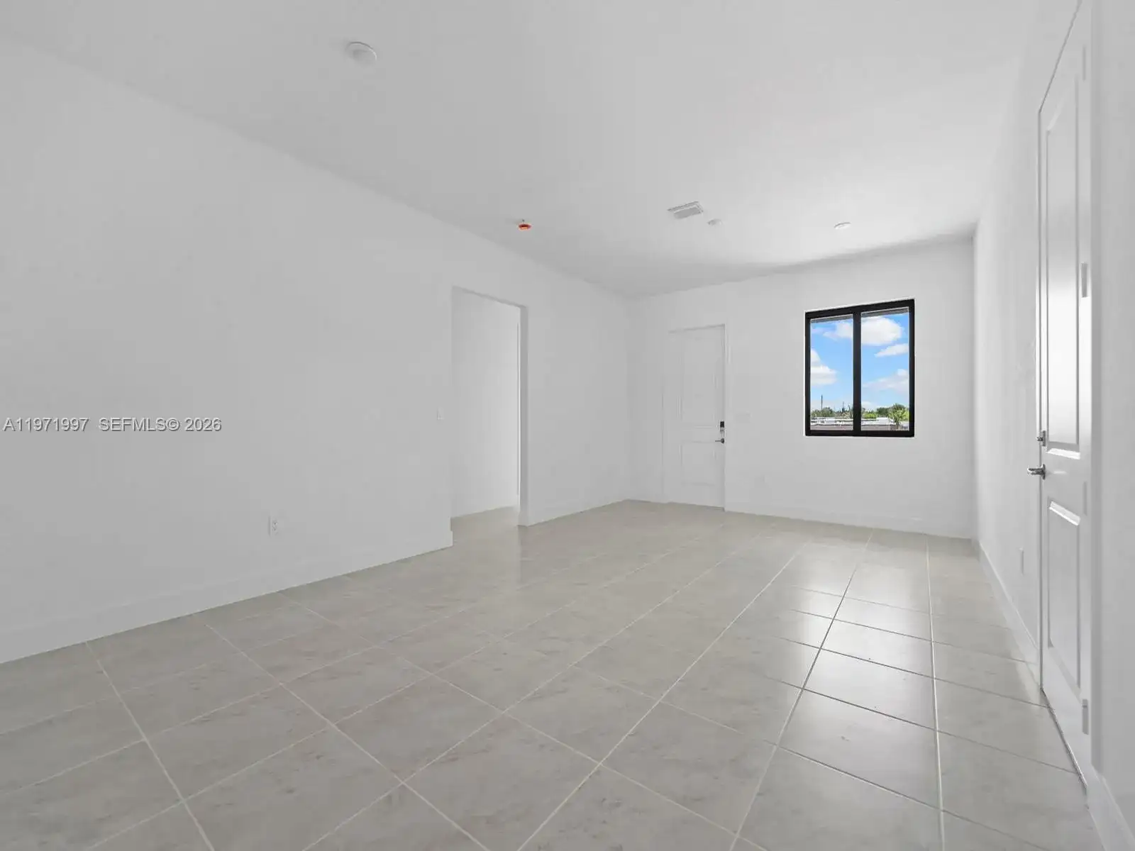 18917 SW 316th Ter, Homestead FL 33030 photo 5