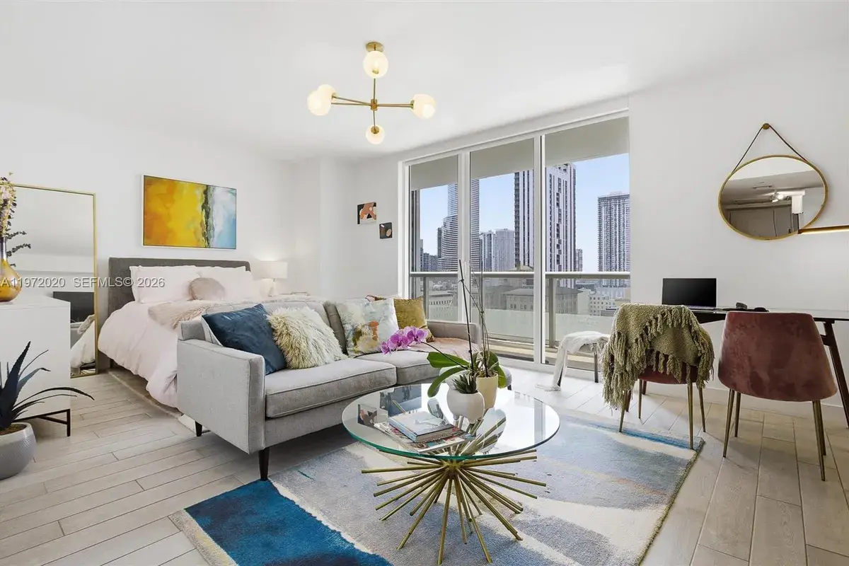 50 Biscayne Blvd # 1909, Miami FL 33132