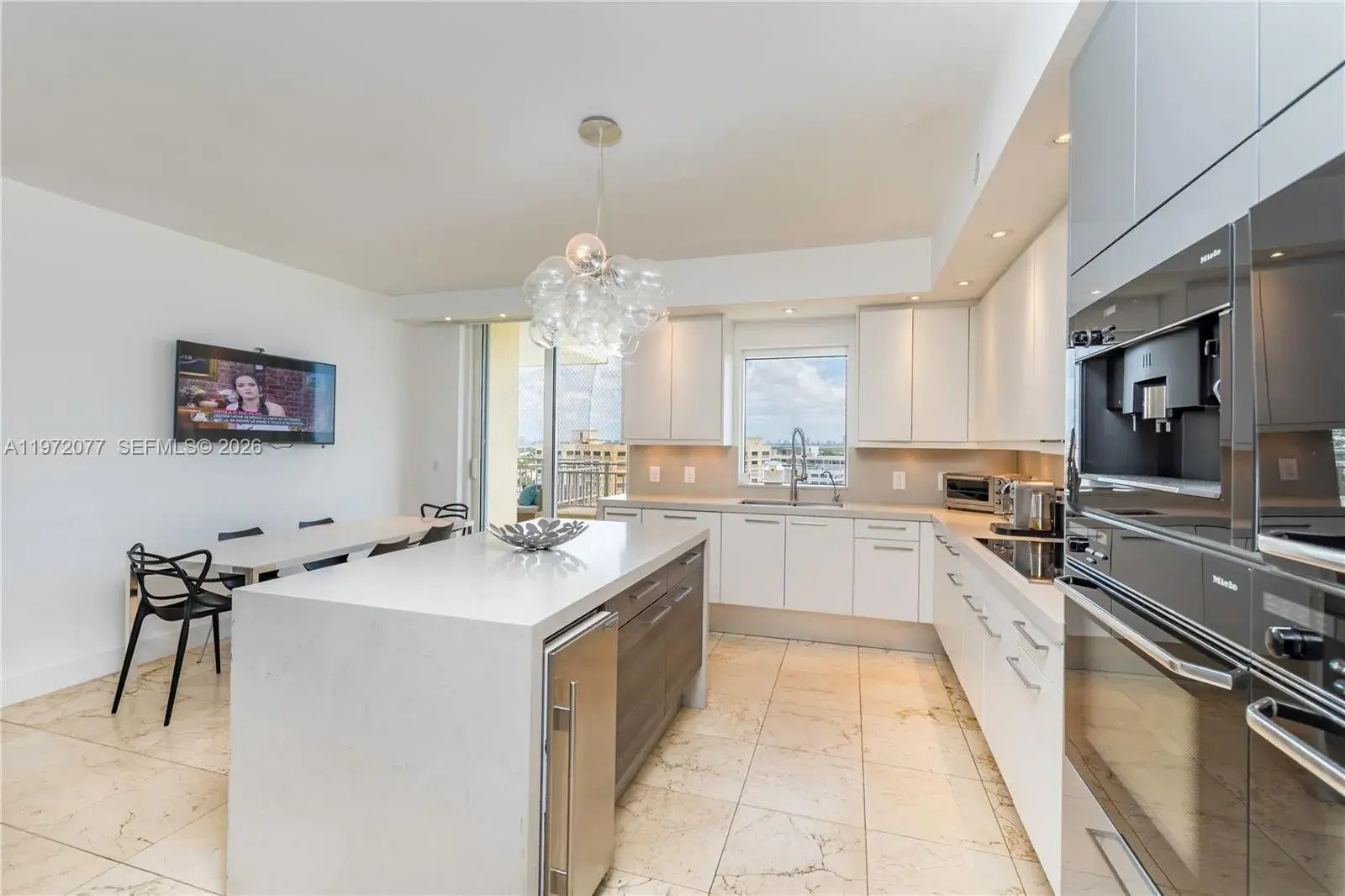 791 Crandon Blvd # 1005, Key Biscayne FL 33149