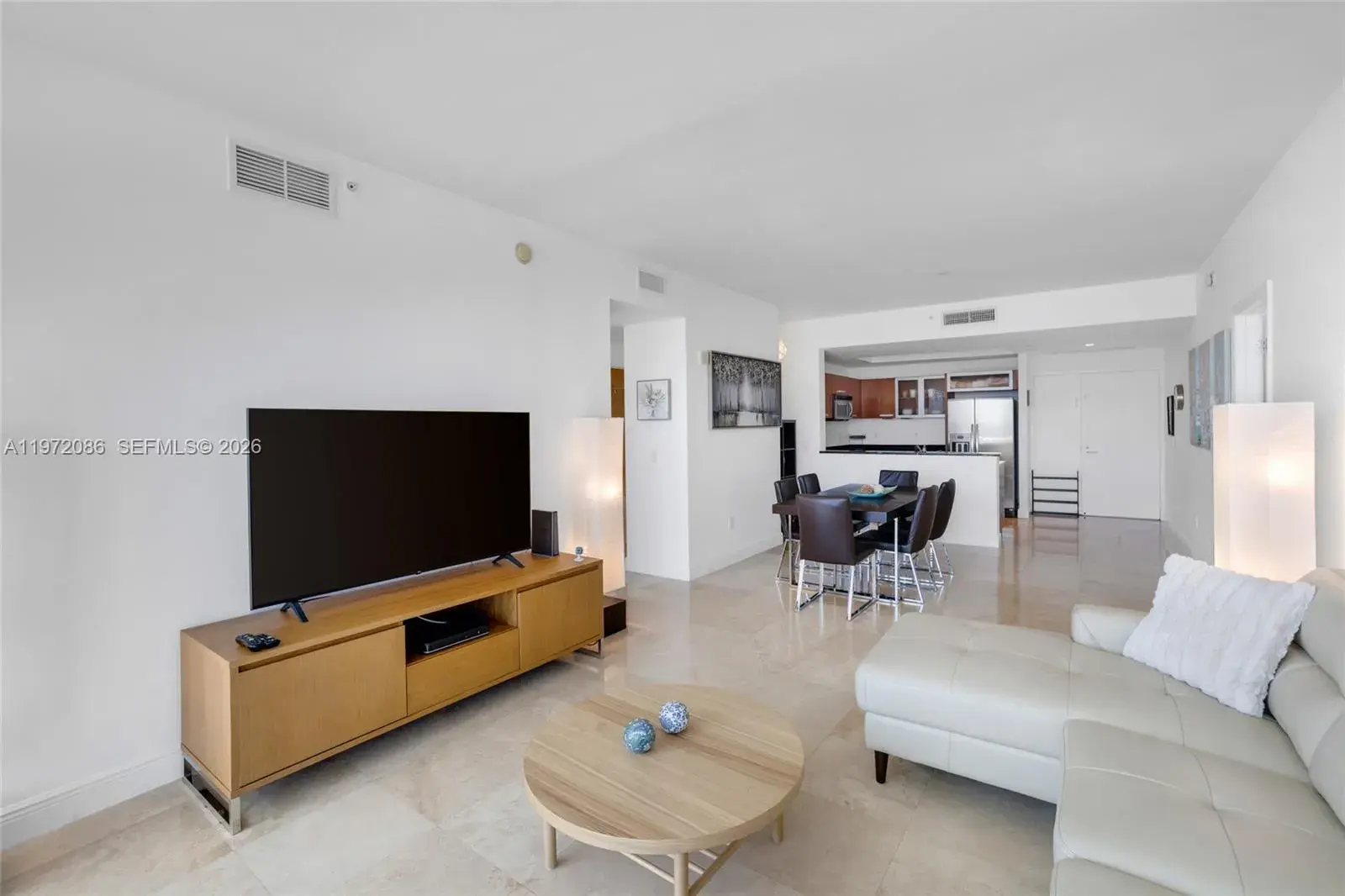 3131 NE 188th St # 910, Aventura FL 33180