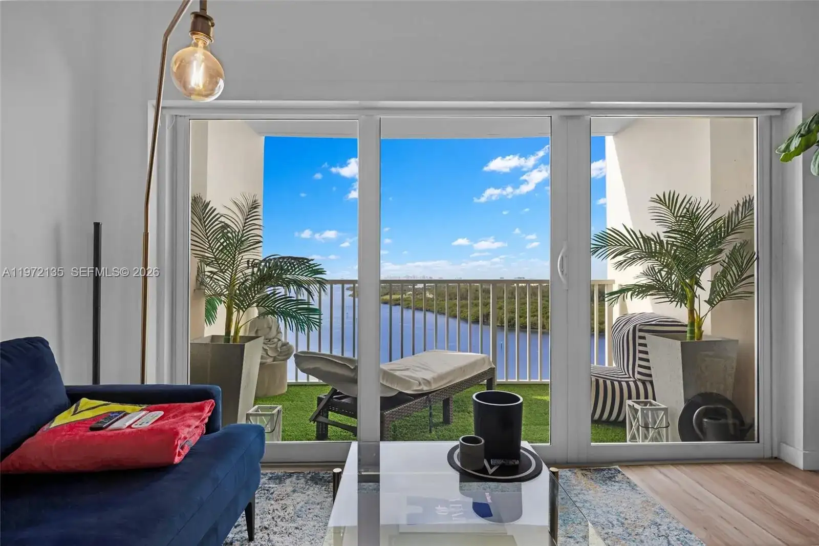 300 Bayview Dr # 1614, Sunny Isles Beach FL 33160 photo 4