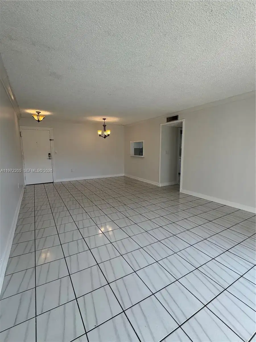 13700 SW 62nd St # 113, Miami FL 33183 photo 2