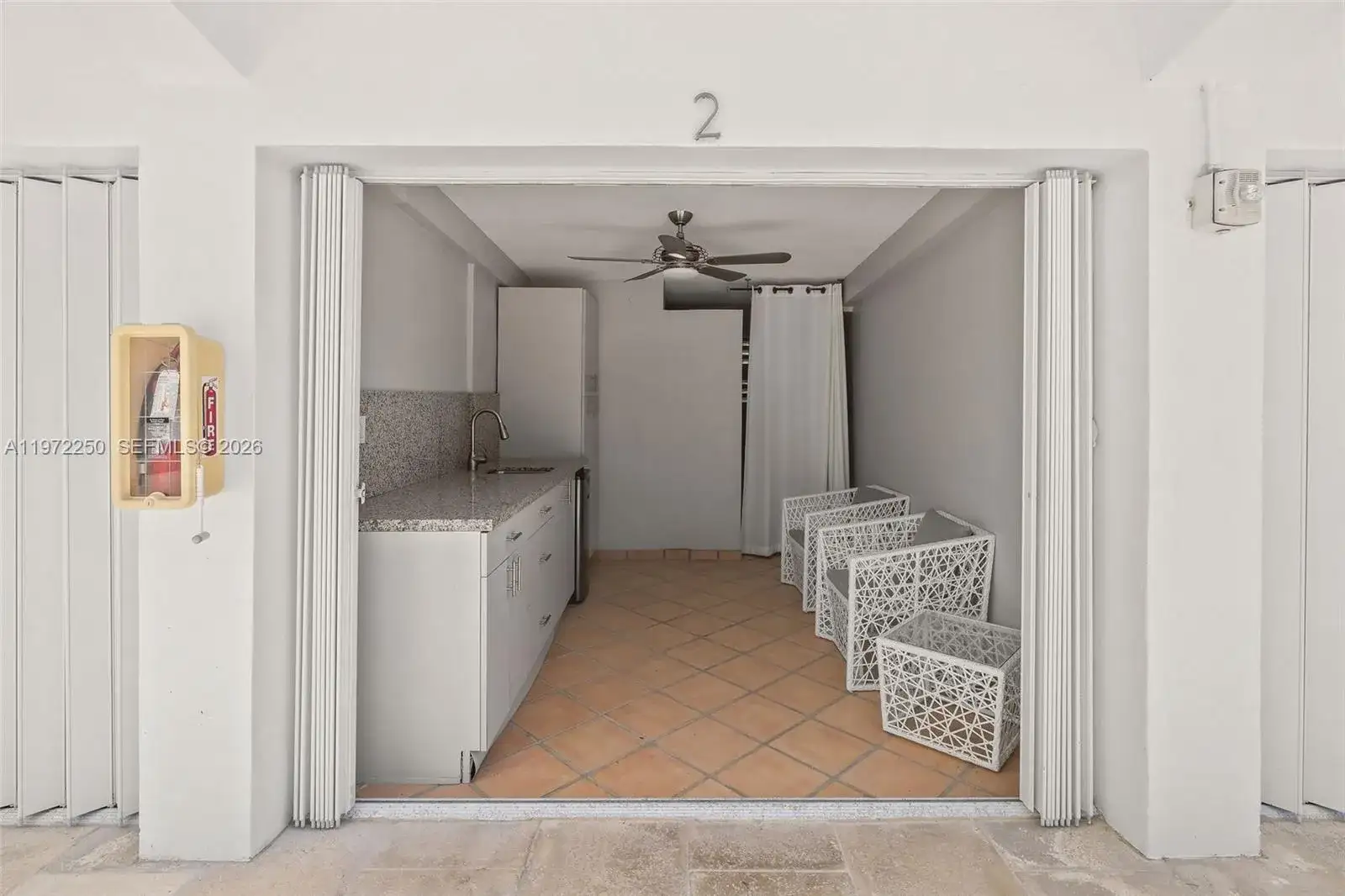 4925 Collins Ave, Miami Beach FL 33140 photo 3