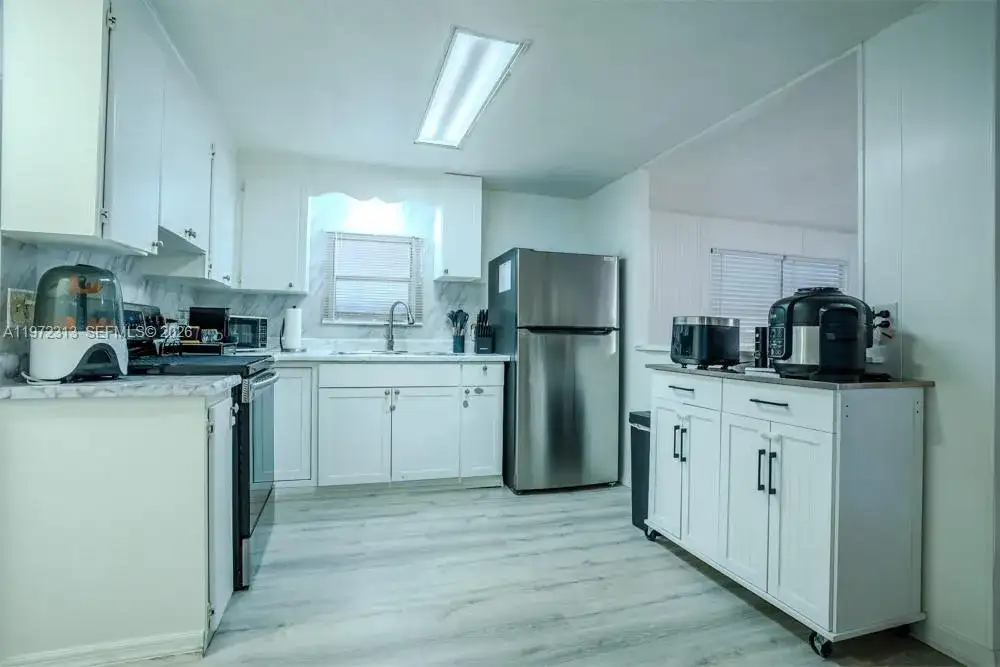 6280 Hamilton Dr, Fort Myers FL 33905 photo 4