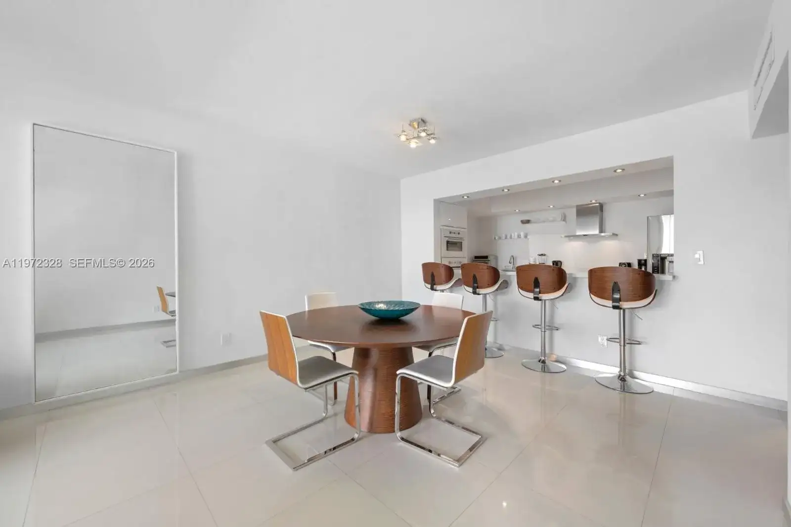 19370 Collins Ave # 903, Sunny Isles Beach FL 33160 photo 5