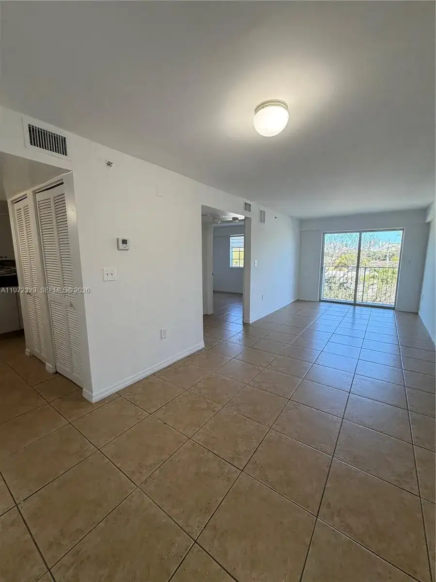 1942 NW Flagler Ter # 503, Miami FL 33125 photo 4