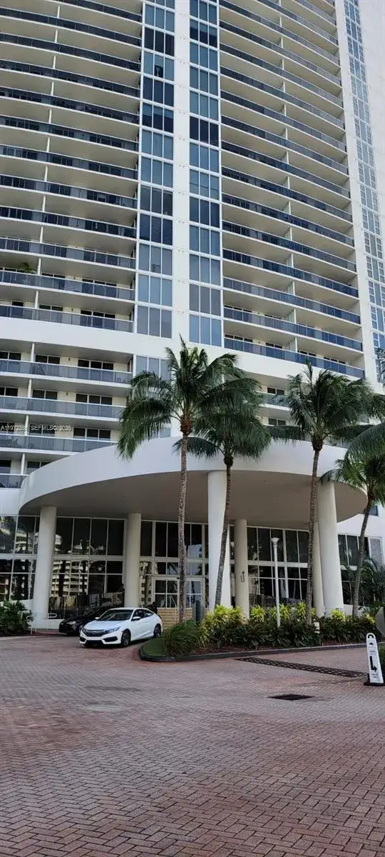 1850 S Ocean Dr # 3007, Hallandale Beach FL 33009 photo 2