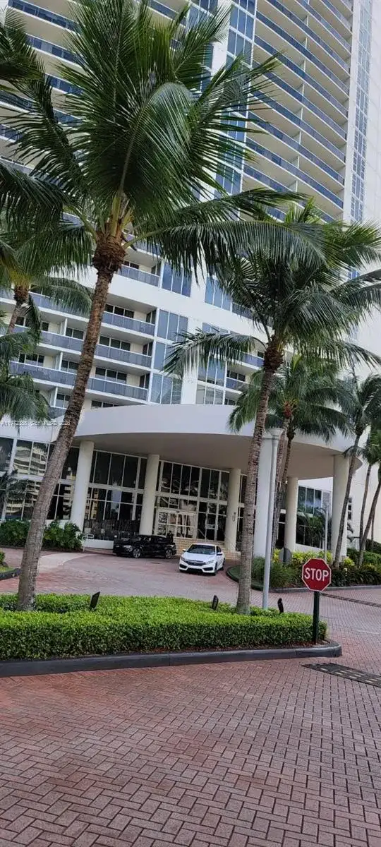 1850 S Ocean Dr # 3007, Hallandale Beach FL 33009 photo 3