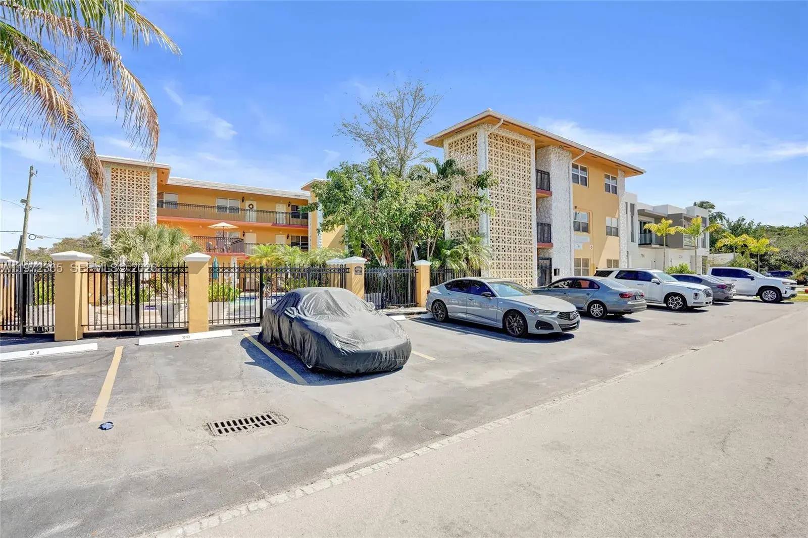 744 NE 14th Ave # 1, Fort Lauderdale FL 33304