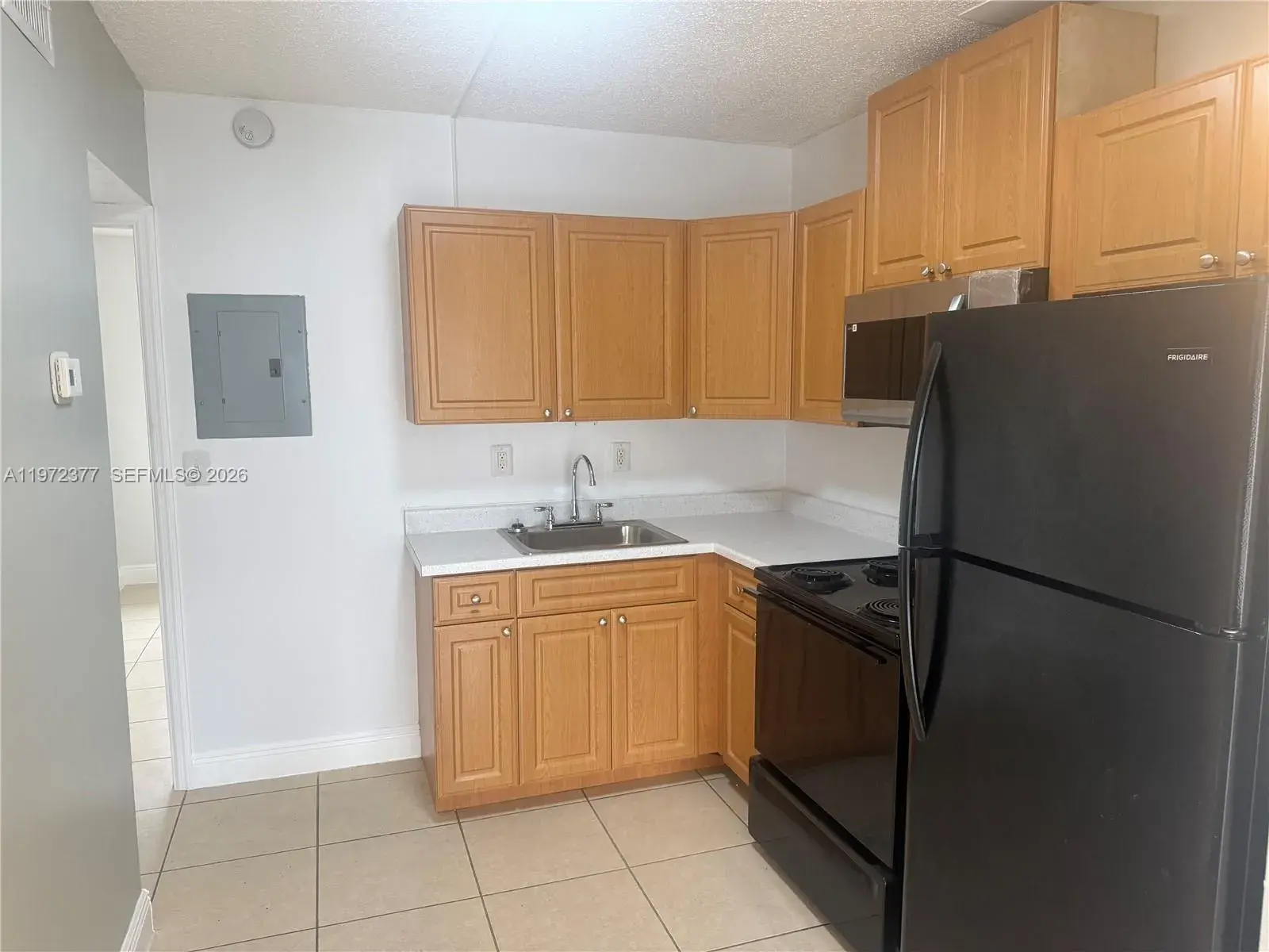 715 NE 2nd Ave # 202, Fort Lauderdale FL 33304