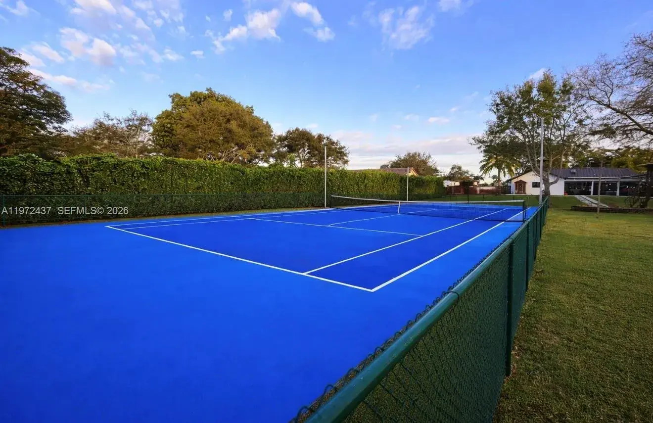 11300 NW 5th St, Plantation FL 33325