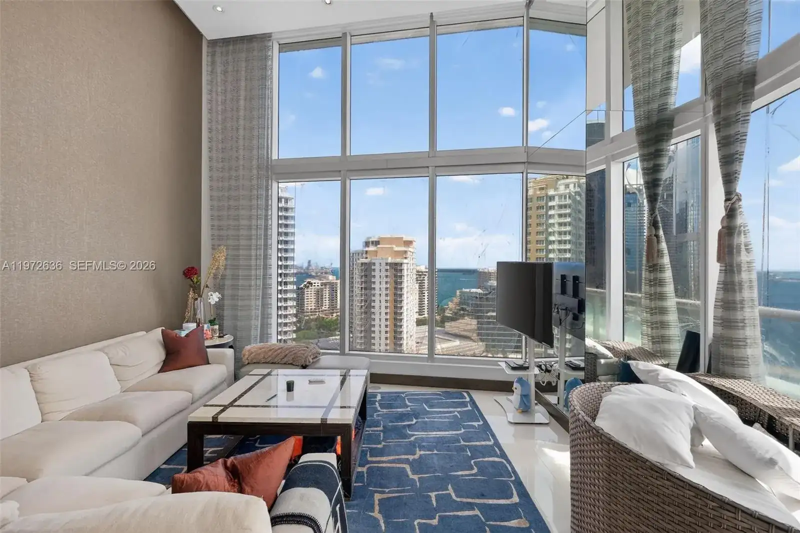 495 Brickell avenue # 2201, Miami FL 33131 photo 4