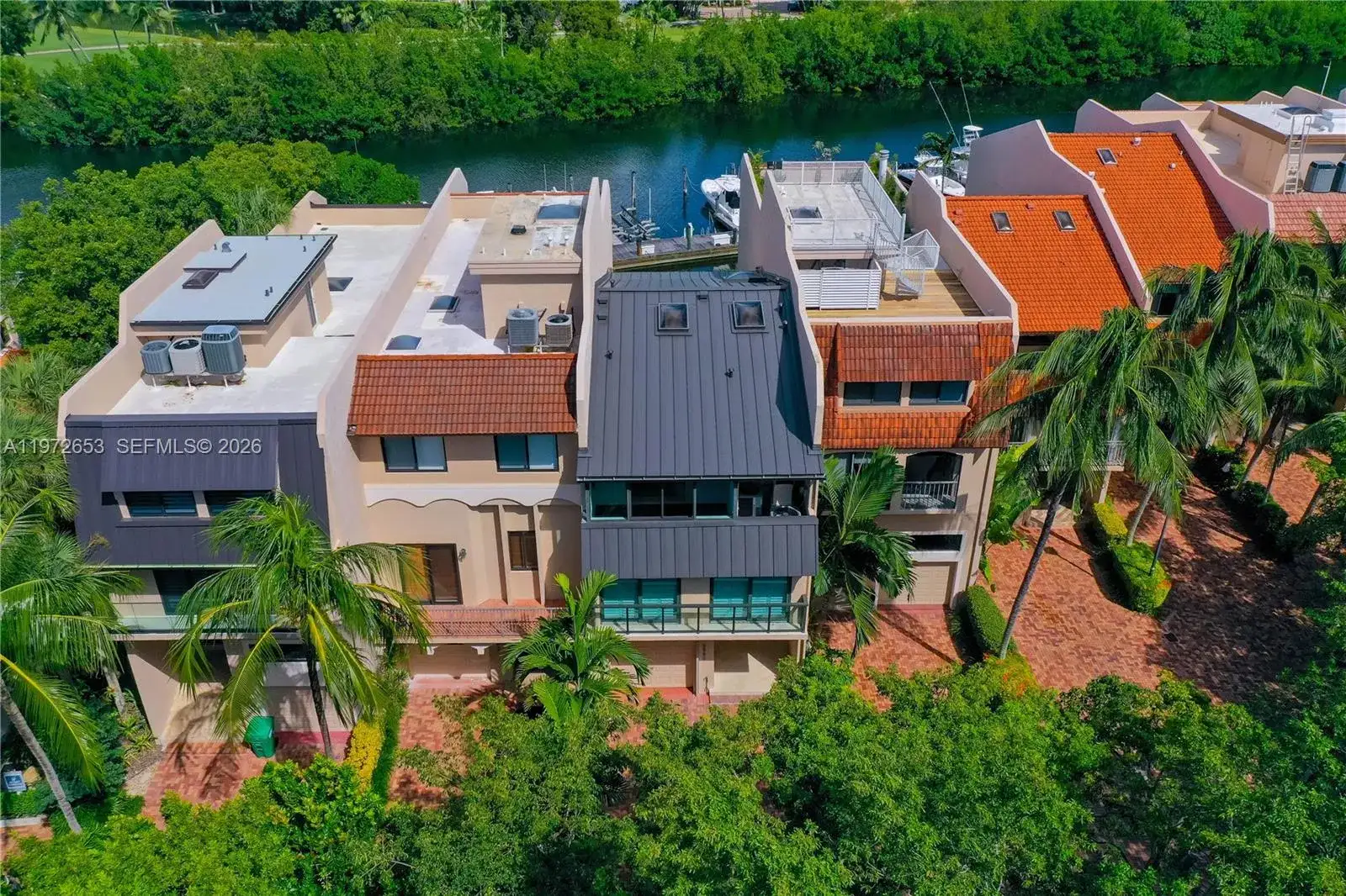 5990 Paradise Point Dr, Palmetto Bay FL 33157 photo 3