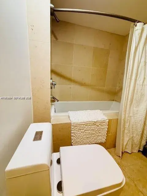 475 Brickell Ave # 4910, Miami FL 33131