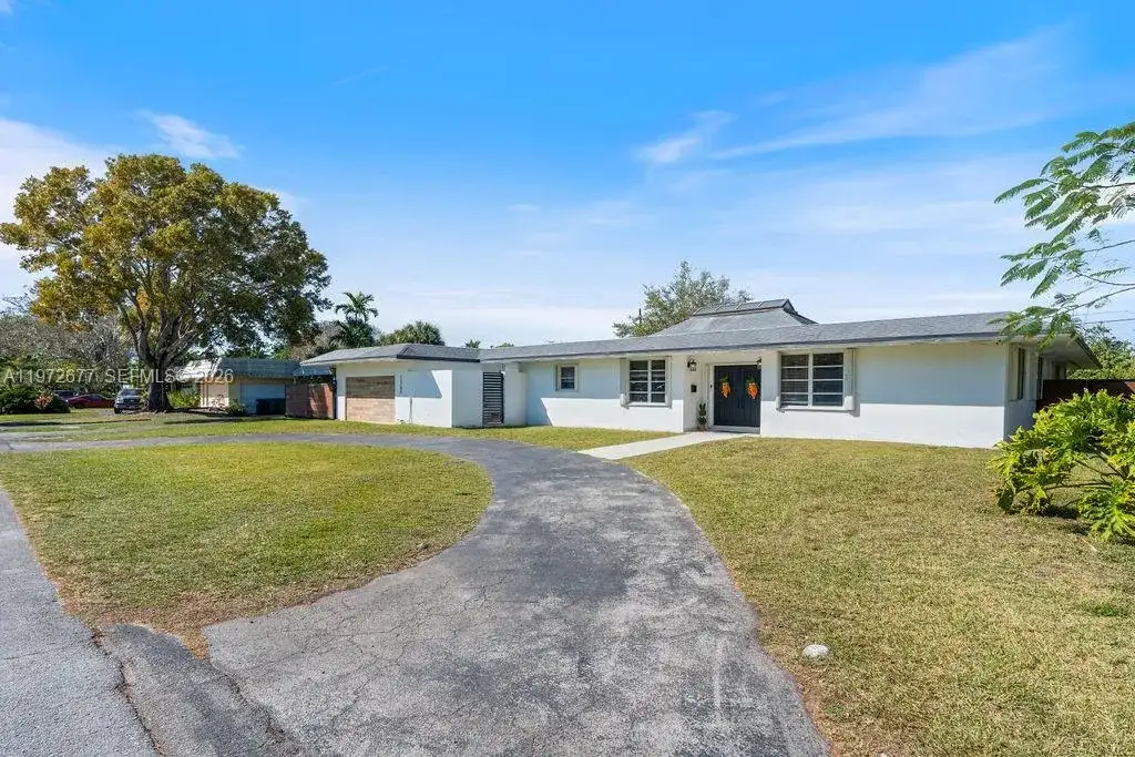 13780 SW 73rd Ct, Palmetto Bay FL 33158 photo 2