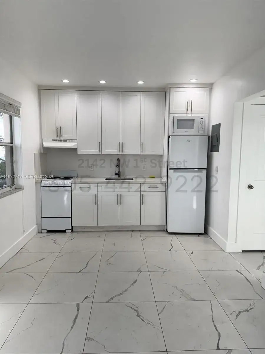 2142 NW 1st ST # 2142, Miami FL 33125 photo 3