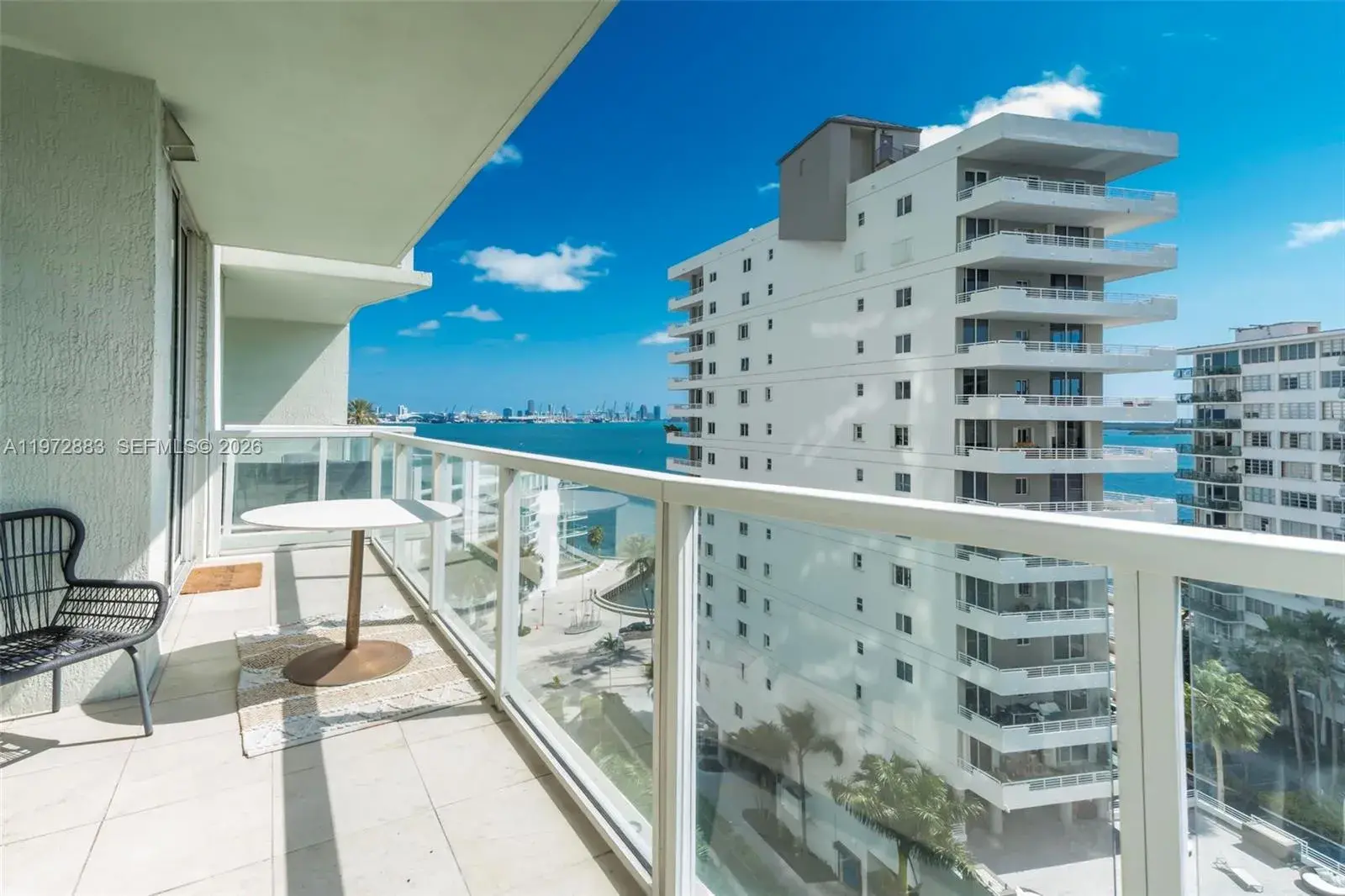 218 SE 14th St # 1003, Miami FL 33131 photo 4