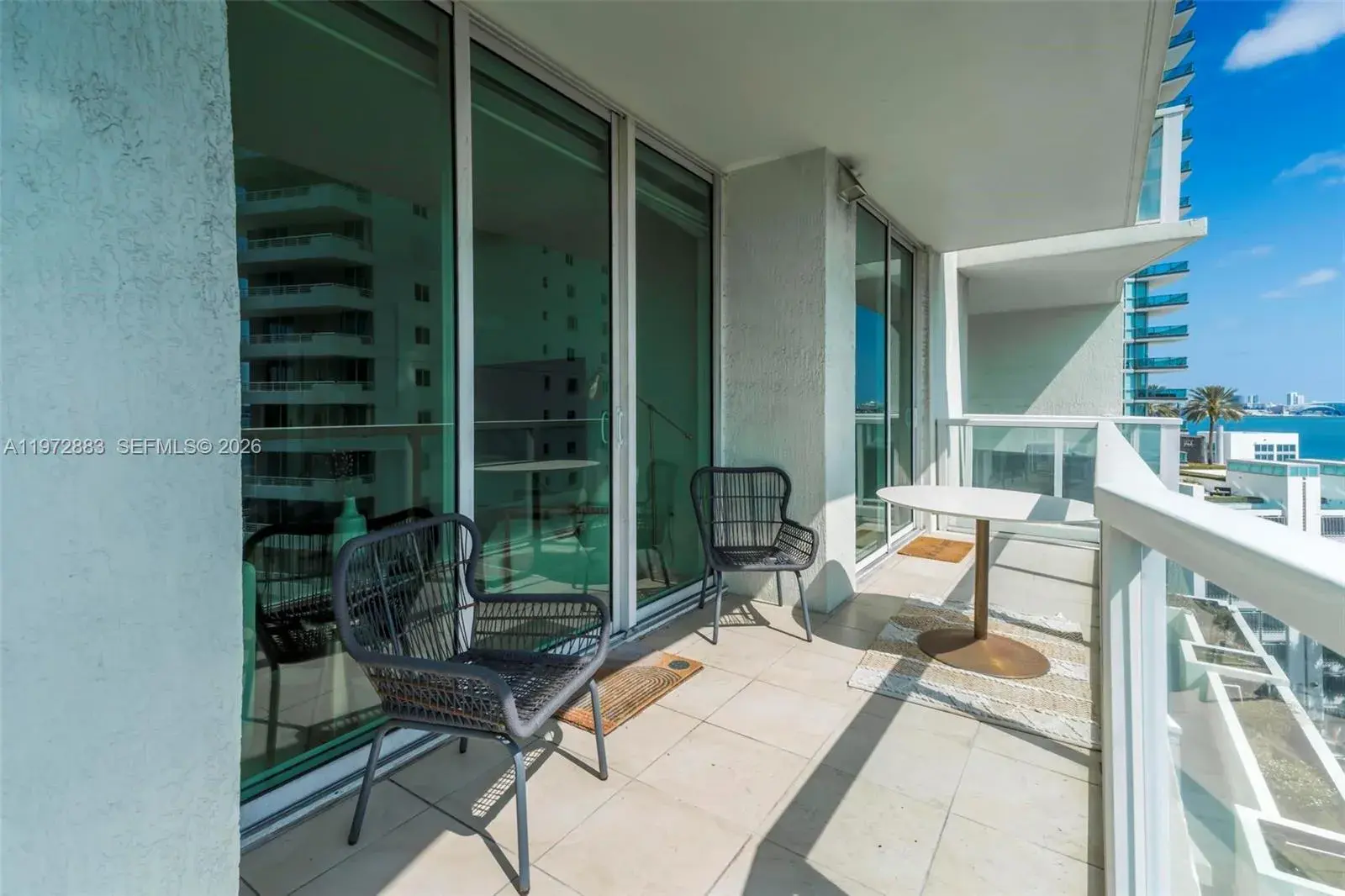 218 SE 14th St # 1003, Miami FL 33131 photo 5
