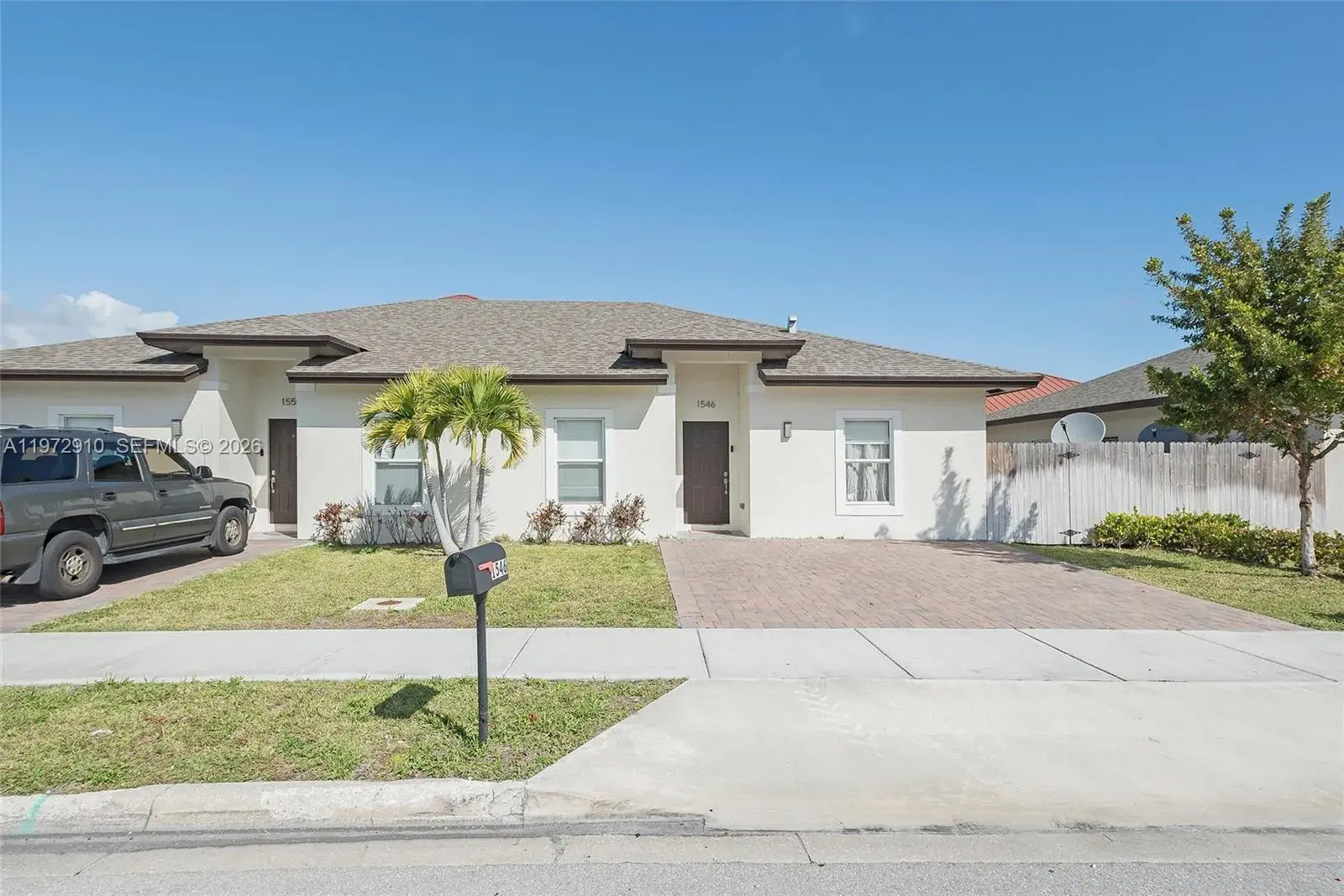 1546 W 26th Ct, Riviera Beach FL 33404