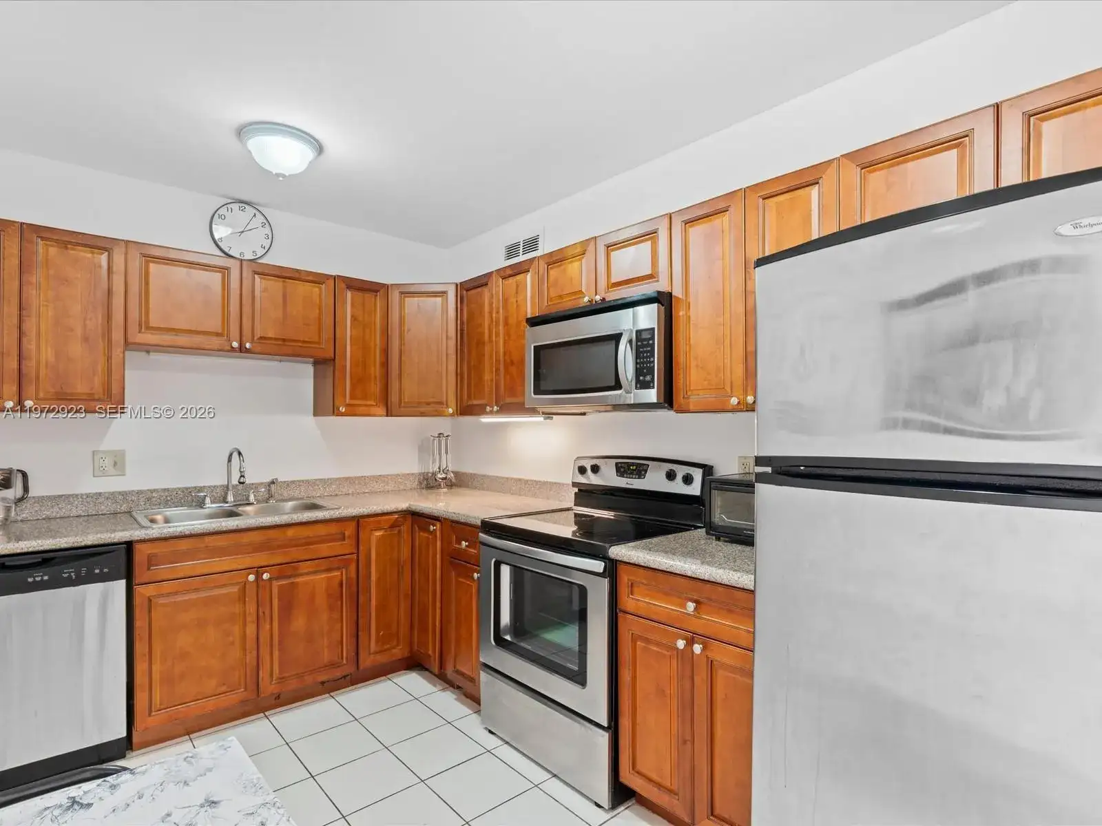 111 Golden Isles Dr # G8, Hallandale Beach FL 33009 photo 5