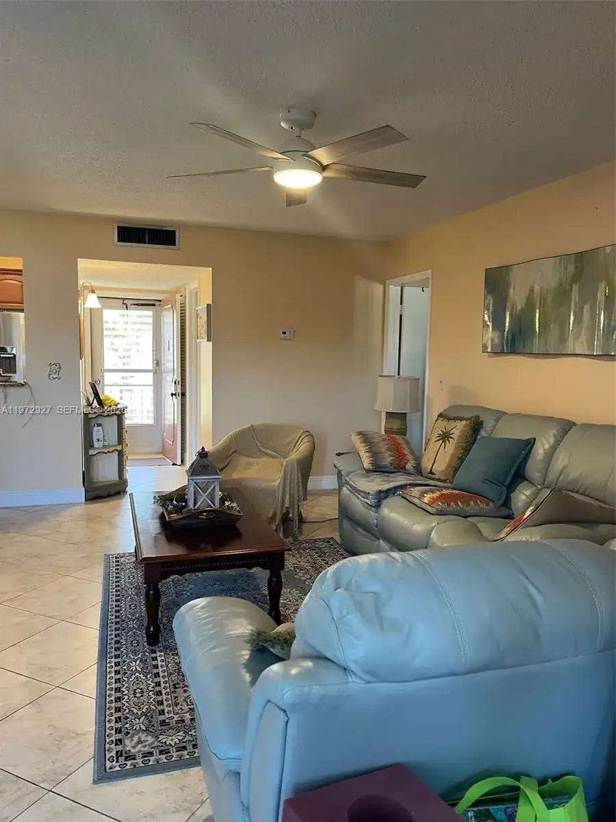 752 Lori Dr # 218, Palm Springs FL 33461 photo 2