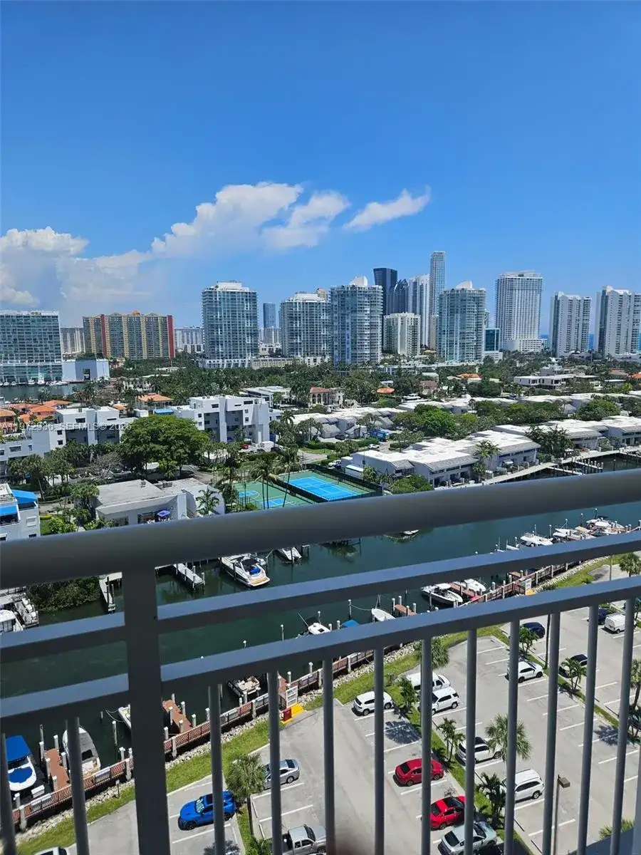 400 Kings Point Dr # 1624, Sunny Isles Beach FL 33160 photo 5