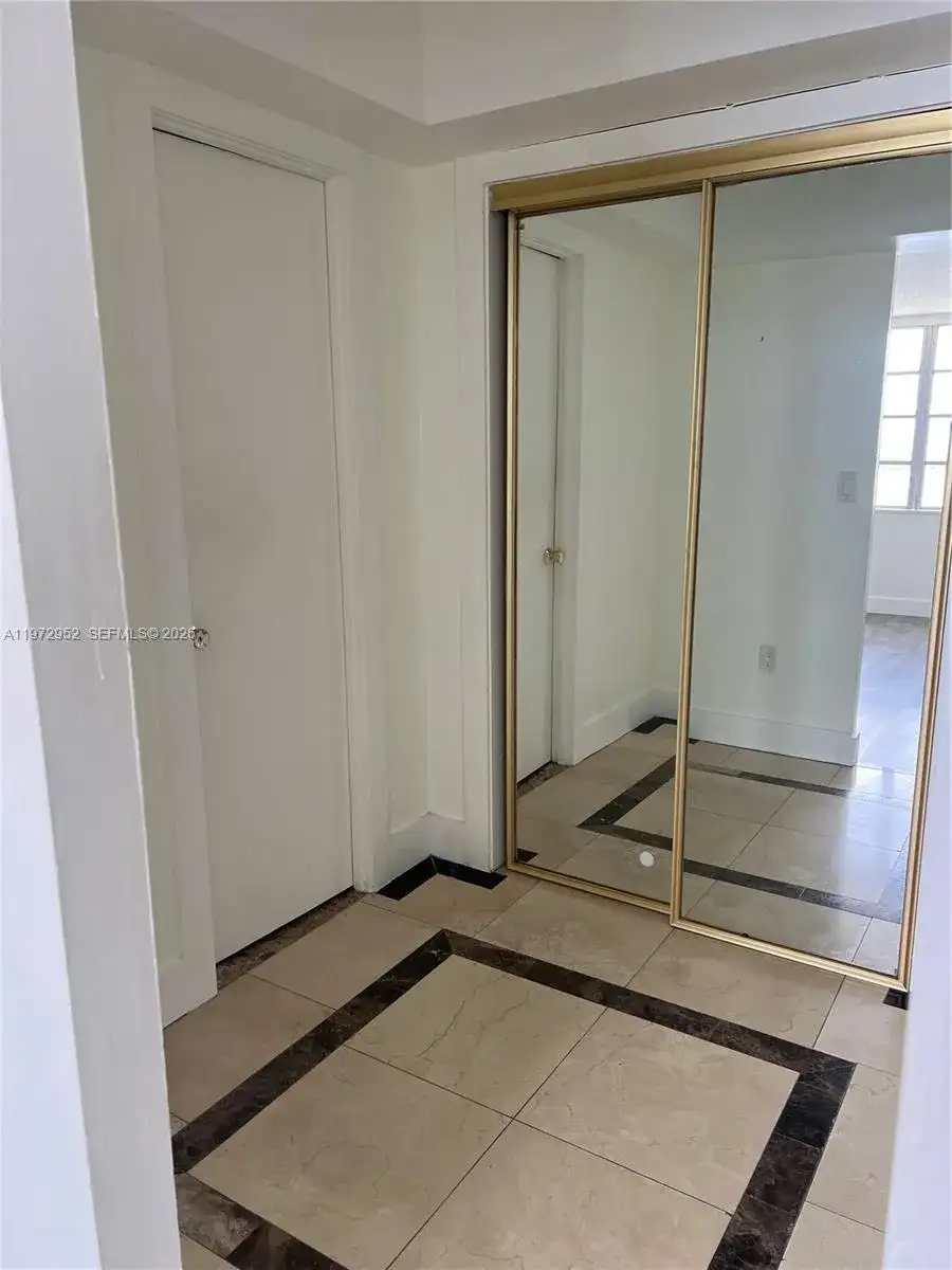 18601 NE 14th Ave # 411, Miami FL 33179 photo 2
