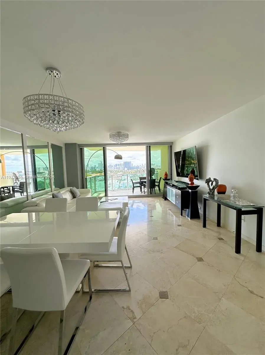1455 Ocean Dr # 1211, Miami Beach FL 33139