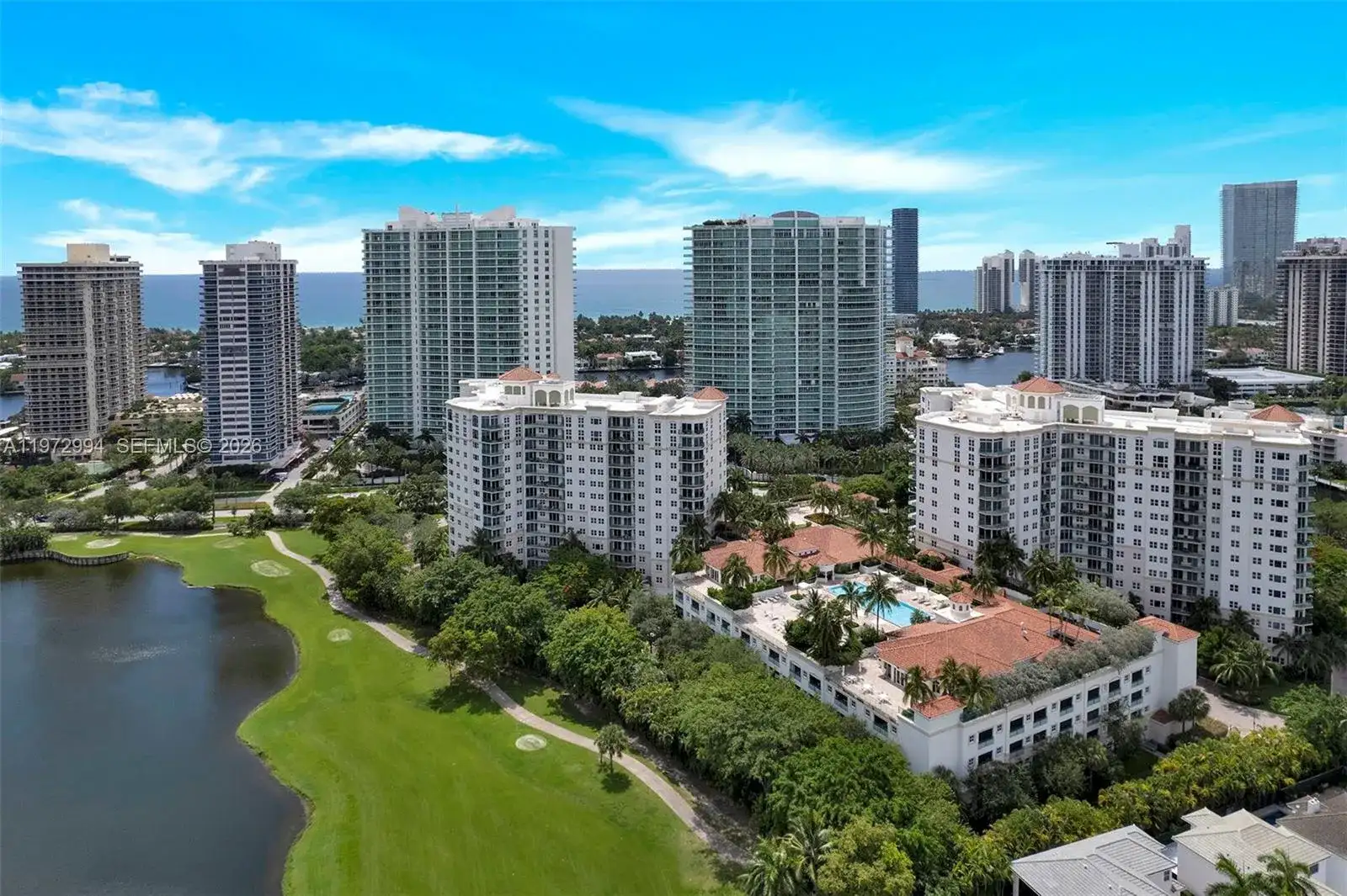 20000 E Country Club Dr, Aventura FL 33180 photo 3