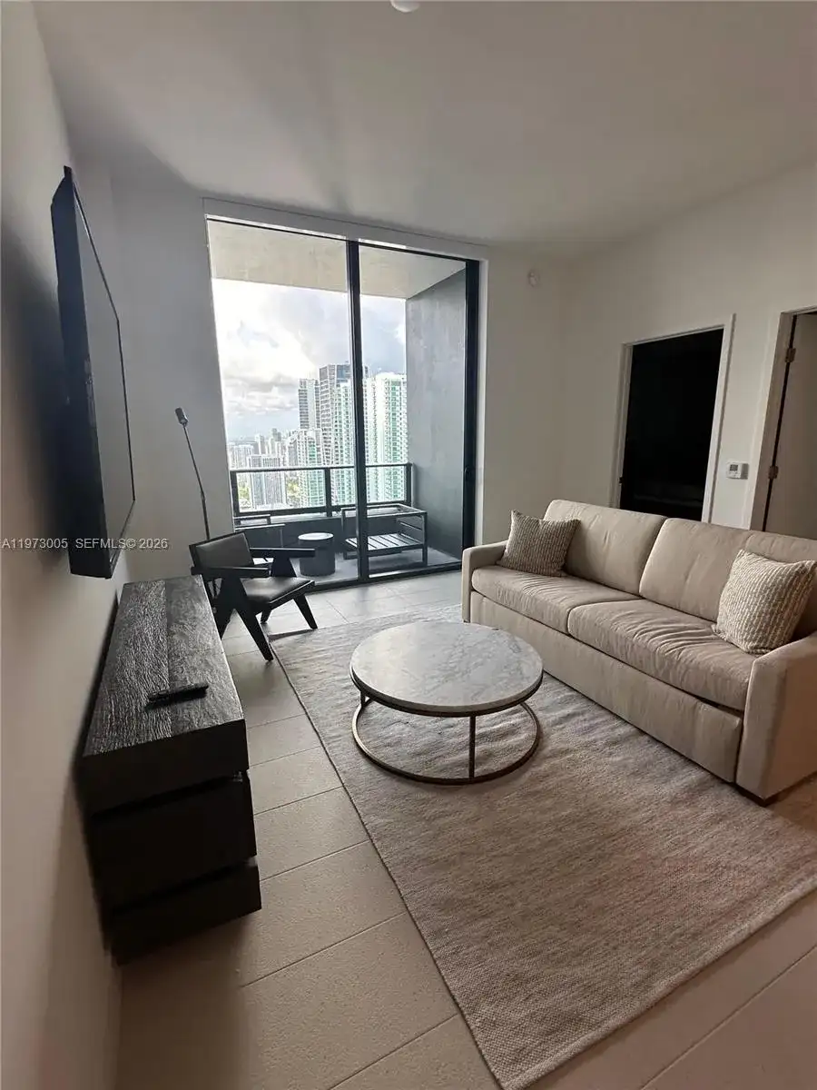 159 NE 6th St # 4811, Miami FL 33132 photo 3