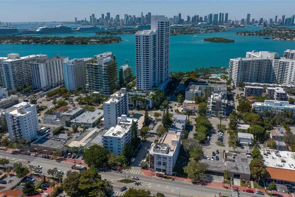 1240 14th St, Miami Beach FL 33139