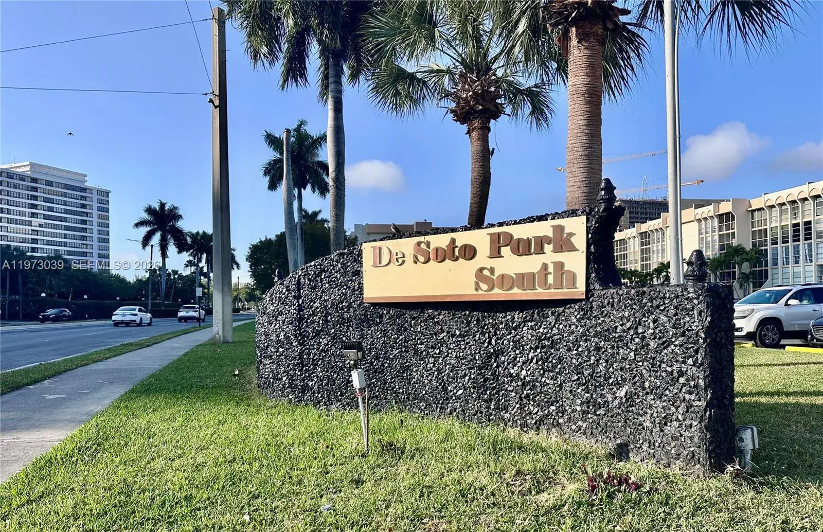 851 Three Islands Blvd # 206, Hallandale Beach FL 33009