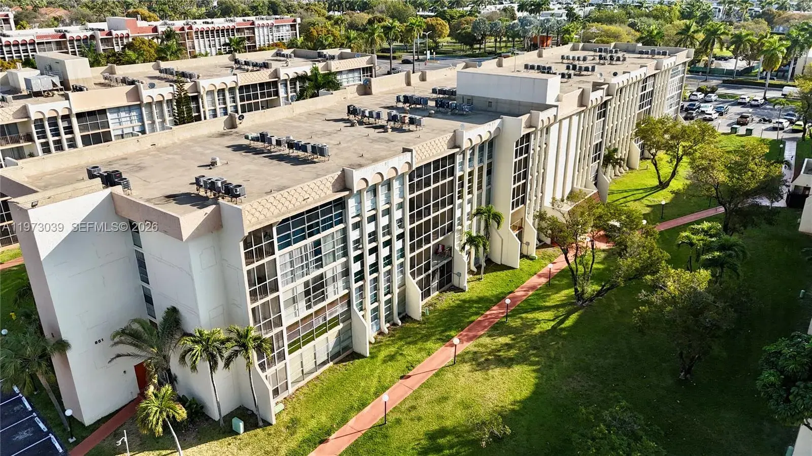 851 Three Islands Blvd # 206, Hallandale Beach FL 33009