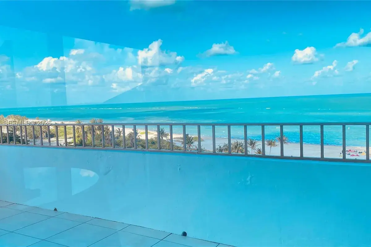 177 Ocean Lane Dr # 1008, Key Biscayne FL 33149