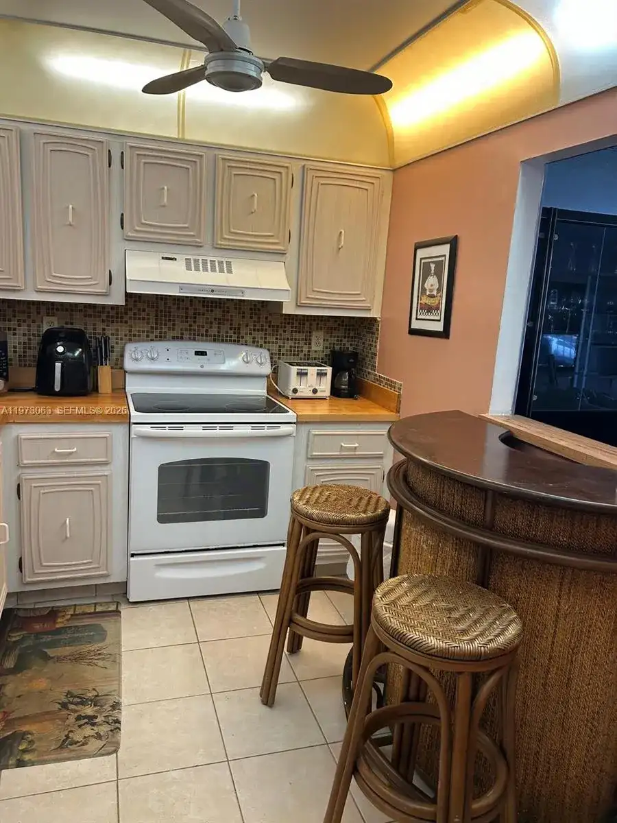 3821 Environ Blvd # 202, Lauderhill FL 33319 photo 5