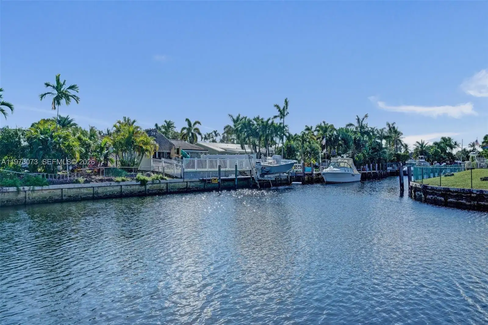 949 SE 10th Ct, Pompano Beach FL 33060 photo 3